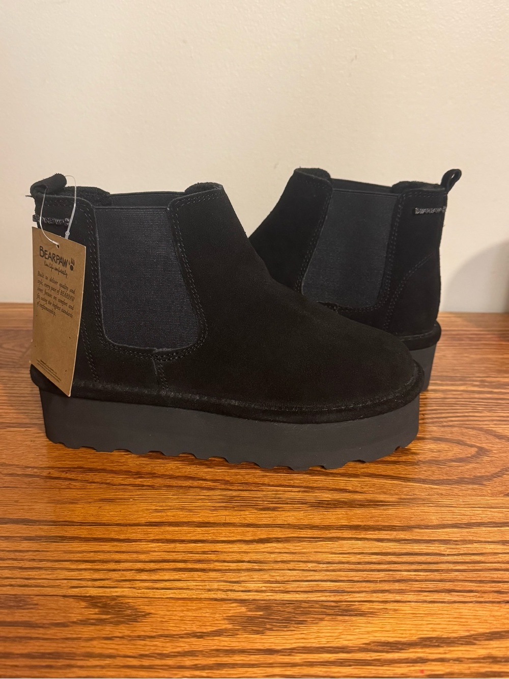 BearPaw Retro Drew Women's Black Suede Platform Sheep Fur Lined Boots - 6